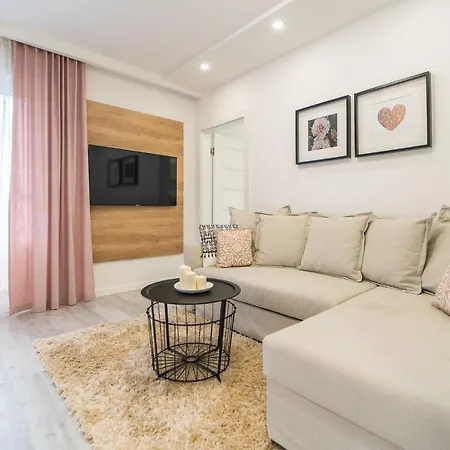 Rent Like - Kolorowe Balkony I Appartement