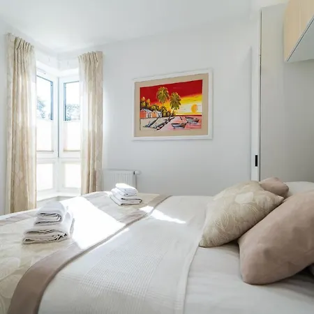 Rent Like - Kolorowe Balkony I