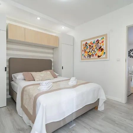 Appartement Rent Like - Kolorowe Balkony I
