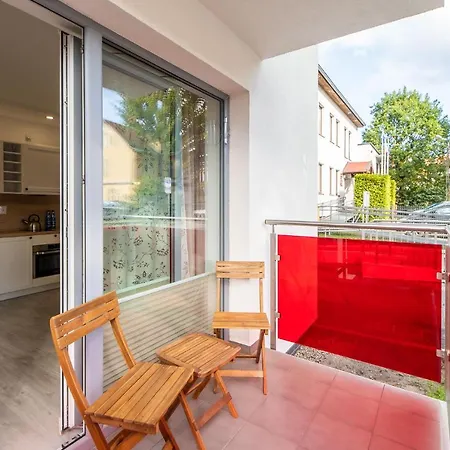 Rent Like - Kolorowe Balkony I Appartement
